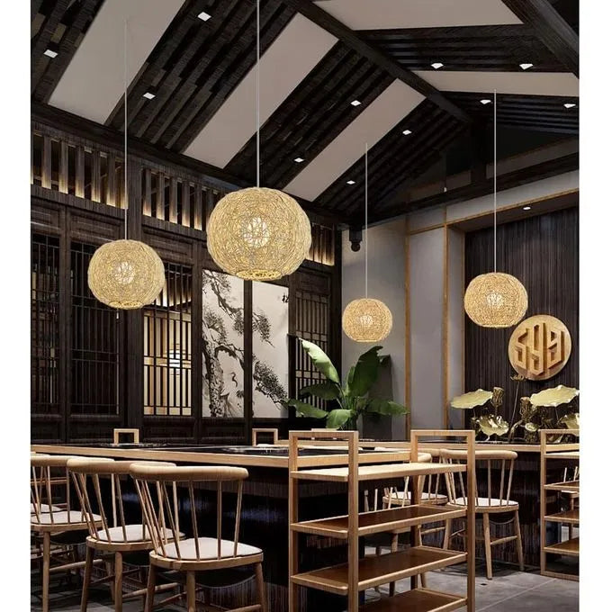 Lustre rond en forme de globe Ø22 - Plafonnier en Rotin Naturel - SQES
