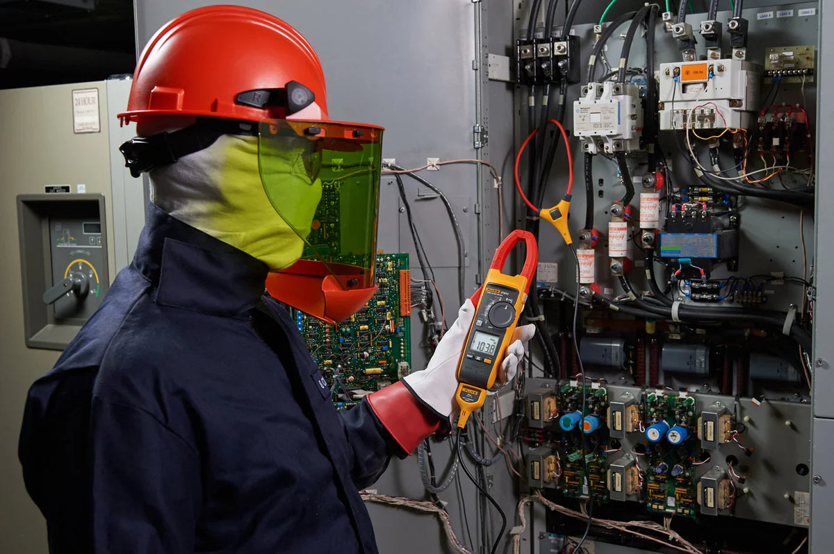 Equipements de sécurité d'électricien
